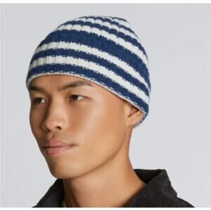 NWT Everlane Unisex The Cashmere Wool Beanie Hat Navy Cream Striped